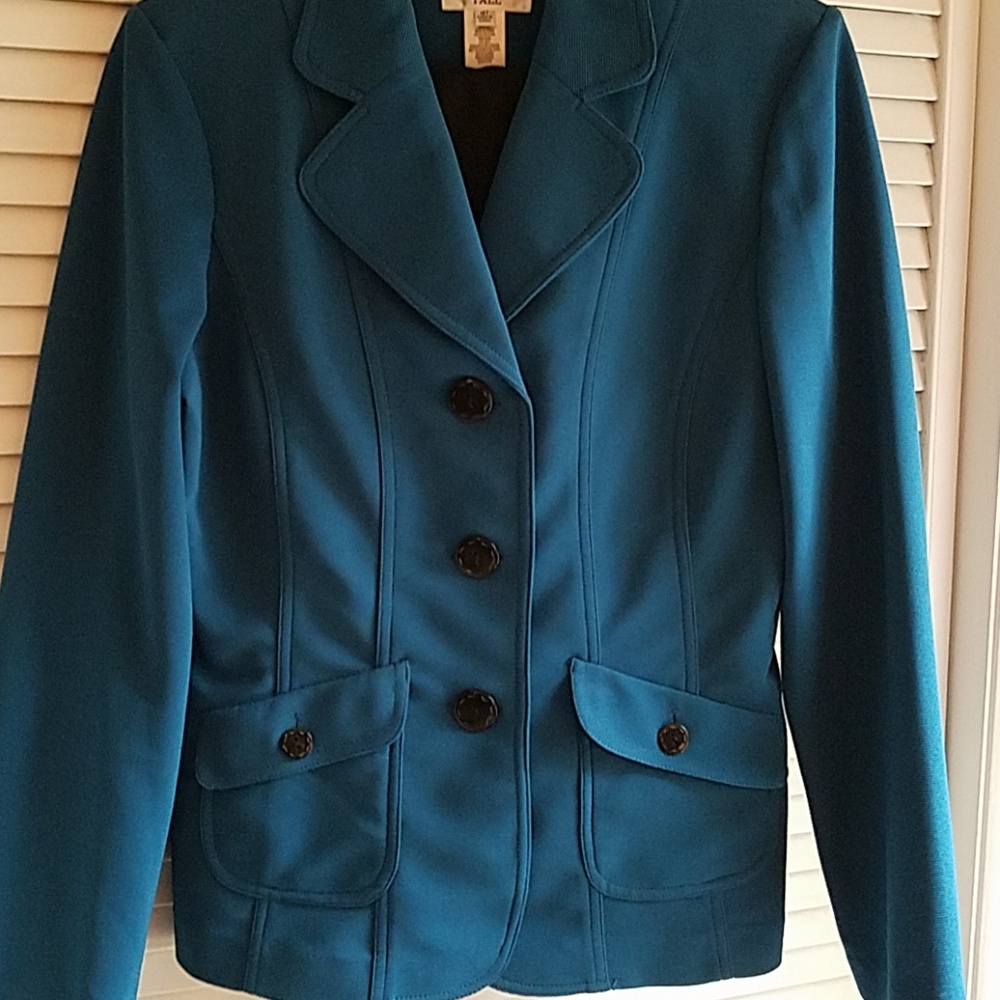 2 piece womens suit.